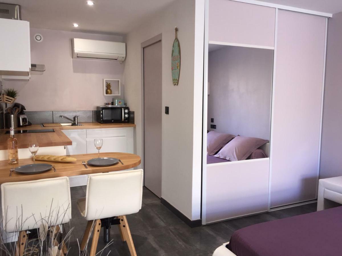 Plage A 400 M Studio Tout Confort Terrasse Clim Parking Hyeres Exterior photo
